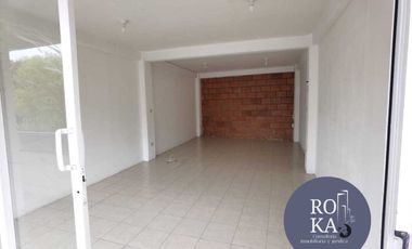 Se renta local en Xalapa en Plaza San Rafael