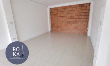 Se renta local en Xalapa en Plaza San Rafael