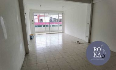 Se renta local en Xalapa en Plaza San Rafael