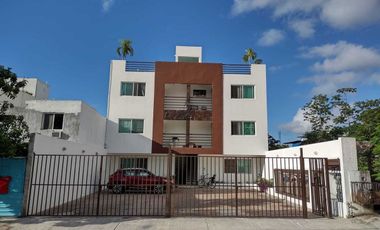 Edificio en venta con 6 depas en Playa del Carmen cerca  del Hospital General.