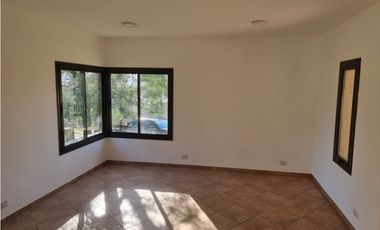 IMPERDIBLE, HERMOSA CASA  A ESTRENAR EN TANTI  A LA VENTA