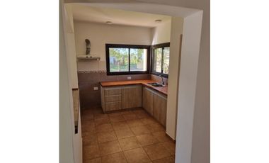 IMPERDIBLE, HERMOSA CASA  A ESTRENAR EN TANTI  A LA VENTA