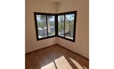IMPERDIBLE, HERMOSA CASA  A ESTRENAR EN TANTI  A LA VENTA