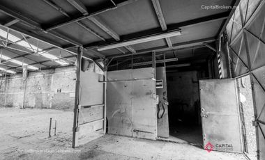 Bodega en zona industrial en Venta