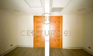 OFICINA EN VENTA AVDA. KENNEDY