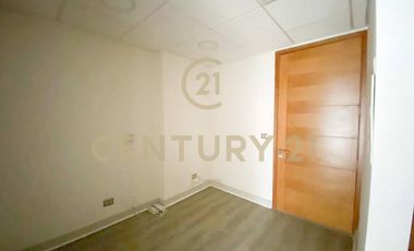 OFICINA EN VENTA AVDA. KENNEDY