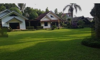 Dijual Villa Murah Terawat Siap Huni Di Cisarua Bogor Halaman Luas View Bagus Lokasi Dekat Jl Raya Cisarua Puncak