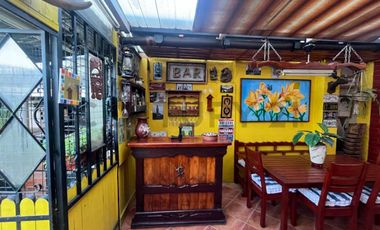 Se Vende Casa Recoleta, cercano a Regimiento Buin