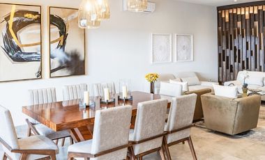 Casas en Venta de 439 m2 de C  y 326m2 de T en  Santiago, NL