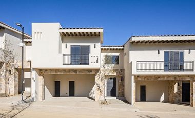 Casas en Venta de 439 m2 de C  y 326m2 de T en  Santiago, NL
