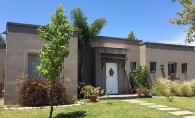 Venta con renta - Excelente Casa - Barrio San Marcos