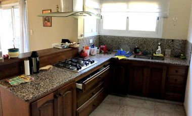 Quinta 5 Ambientes En Venta - La Reja, Moreno