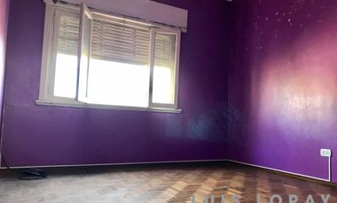 Propiedad ubicada a 200 metros de la Avenida T. Espora.