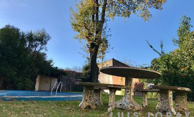 Propiedad ubicada a 200 metros de la Avenida T. Espora.