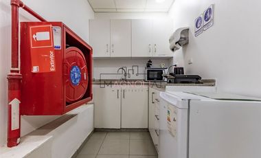 Espaciosa y Cómoda oficina en venta en Barrio El Golf