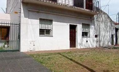 Casa PH en venta en Quilmes Oeste Centro