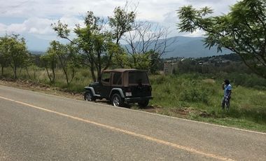 Precioso terreno a orilla de carretera a unos pasos de las presas de Huayapam