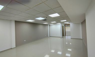 local en arriendo en portal del genovés. Cod A100049