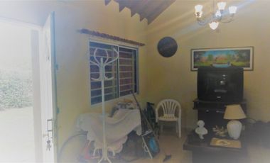 Se vende Excelente casa con 3 dormitorios, Nuevo Merlo