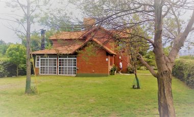 Se vende Excelente casa con 3 dormitorios, Nuevo Merlo