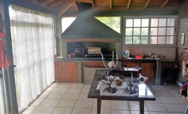 Se vende Excelente casa con 3 dormitorios, Nuevo Merlo