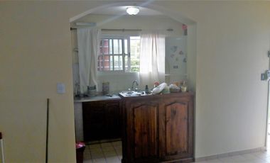 Se vende Excelente casa con 3 dormitorios, Nuevo Merlo