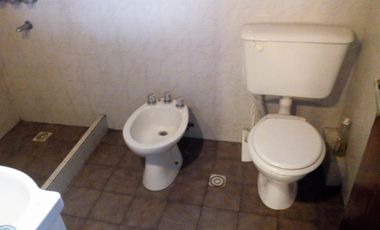 Se vende Excelente casa con 3 dormitorios, Nuevo Merlo