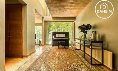 Comisión rebajada! Lujosa casa de 6D y 4B Golf de Manquehue