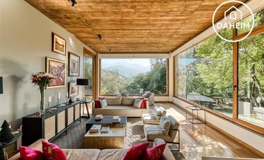 Comisión rebajada! Lujosa casa de 6D y 4B Golf de Manquehue