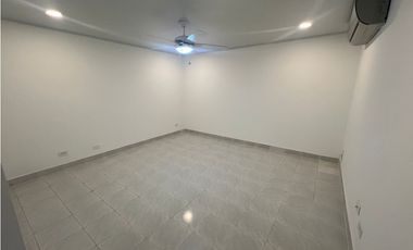 Venta de casa con Garita de Seguridad en Punta Paitilla
