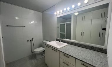 Venta de casa con Garita de Seguridad en Punta Paitilla
