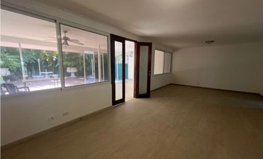 Venta de casa con Garita de Seguridad en Punta Paitilla
