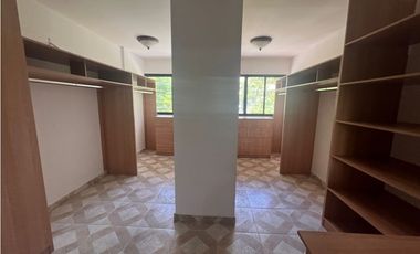 Venta de casa con Garita de Seguridad en Punta Paitilla