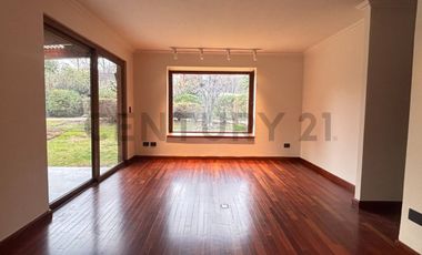 CASA INGLESA EN ARRIENDO EN LAS BRISAS, 6 DORMITORIOS