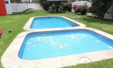 HERMOSA CASA EN VENTA CONDO CON ALBERCA SAN JUAN DEL RIO