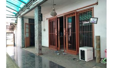 Tanah Strategis Bonus Rumah Cocok Cafe Villa Resort Mainrood Kolonel Masturi Bandung Barat