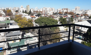 Departamento (Dúplex) en Venta en Caballito Norte 3 ambientes 52 m2 + balcón y terraza propia – Felipe Vallese 1300
