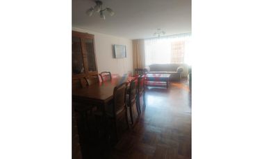 Acogedor Y Amplio Departamento En Urb. Santa Edelmira (3Er Piso)