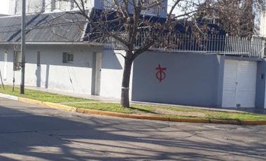 Departamento Tipo Casa en venta en Quilmes Oeste