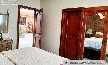 Casa de Venta Amoblada - Machángara, 9 habitaciones,15 garajes