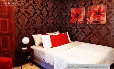 Casa de Venta Amoblada - Machángara, 9 habitaciones,15 garajes