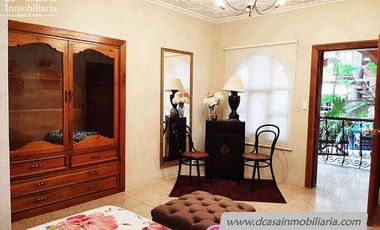 Casa de Venta Amoblada - Machángara, 9 habitaciones,15 garajes