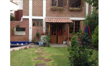 Alquiler - Casa - Cerca Del Mercado El Eden