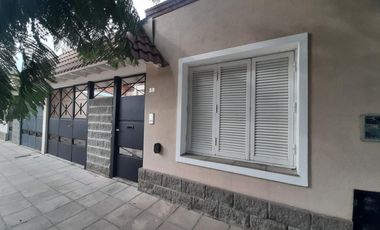 Hermosa casa céntrica