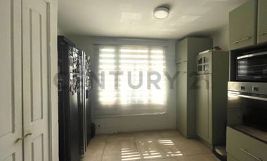 VENDO LINDA PROPIEDAD ESTILO PROVENZAL EN SANTA ELENA CHICUREO NORTE