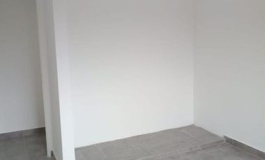 CASA EN VENTA Y ALQUILER  EN PUERTOS DE ESCOBAR  - FINANCIA - MAROTO PROPIEDADES-