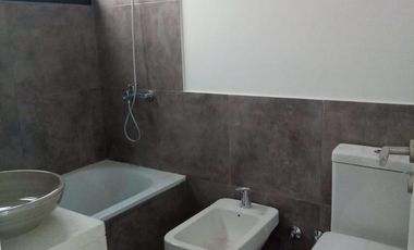 CASA EN VENTA Y ALQUILER  EN PUERTOS DE ESCOBAR  - FINANCIA - MAROTO PROPIEDADES-