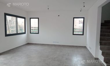 CASA EN VENTA Y ALQUILER  EN PUERTOS DE ESCOBAR  - FINANCIA - MAROTO PROPIEDADES-