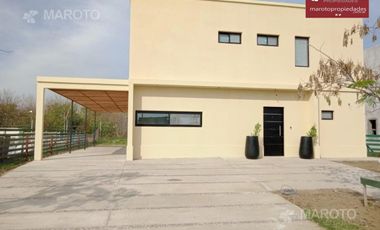 CASA EN VENTA Y ALQUILER  EN PUERTOS DE ESCOBAR  - FINANCIA - MAROTO PROPIEDADES-