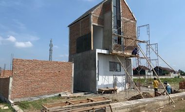 Promo Akhir September, Rumah Dekat UMS